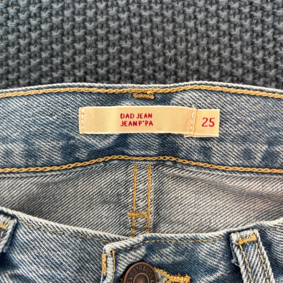 Levi’s Dad Jeans - Picture 3 of 5